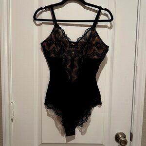 Pinsy Sculpting Lace Shapesuit Bodysuit - Size XL -NWT